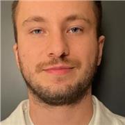 Laureato magistrale in biotecnologie insegna materie di scienze naturali: chimica, biologia, igiene, geologia